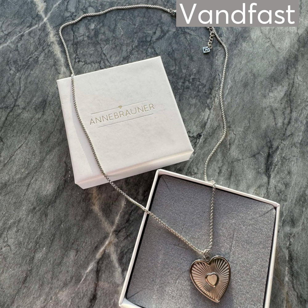 Annebrauner Mother Pearl Necklace