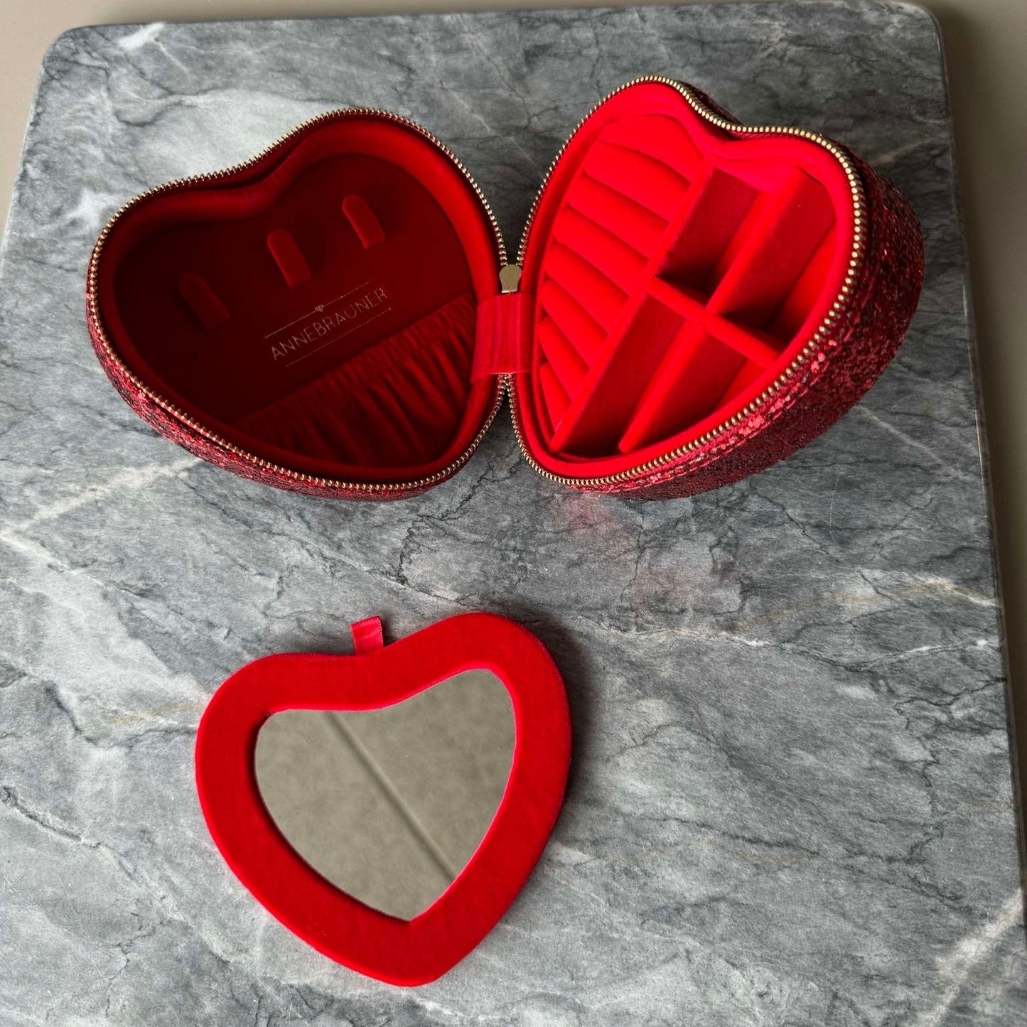 ANNEBRAUNER Heart Box