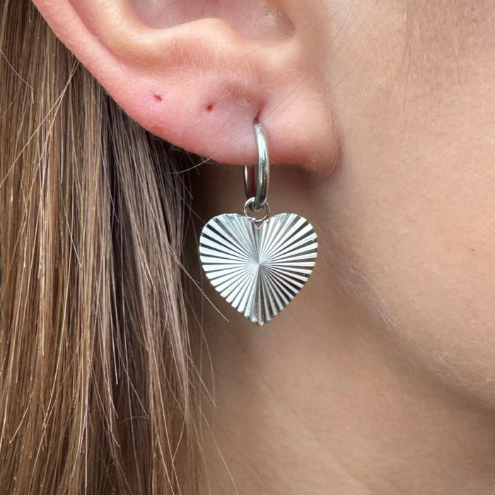 ANNEBRAUNER Sun Texture Heart Earrings