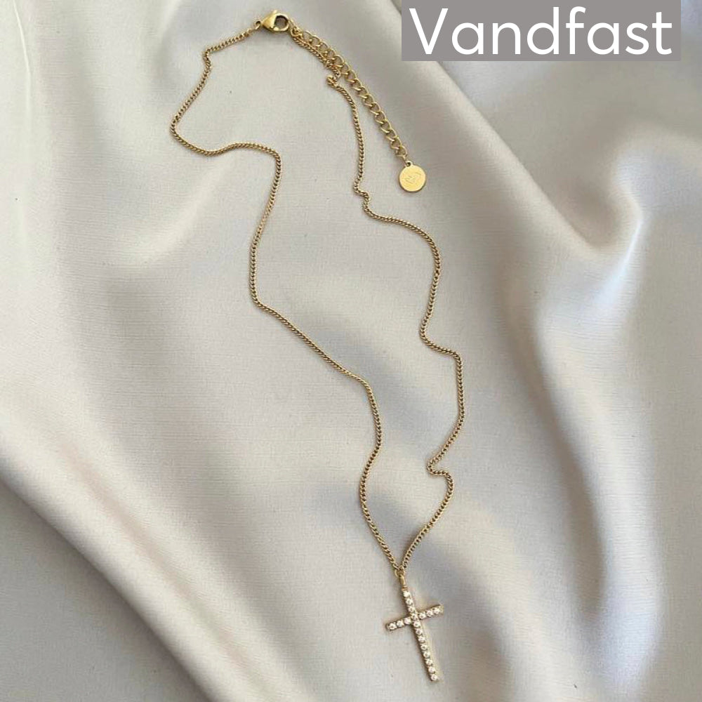 Annebrauner Cross Necklace