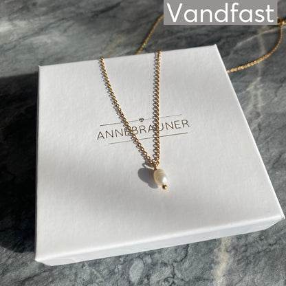 Annebrauner Pearl Necklace