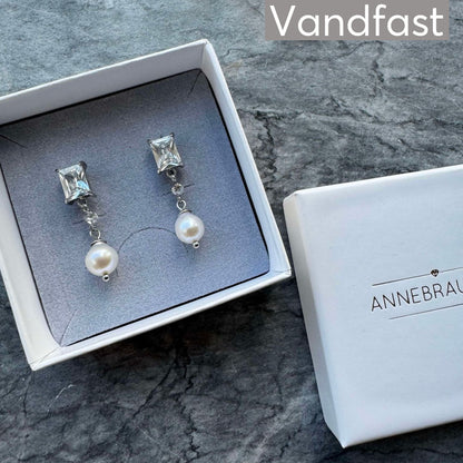 Annebrauner Pearl Queen Earrings