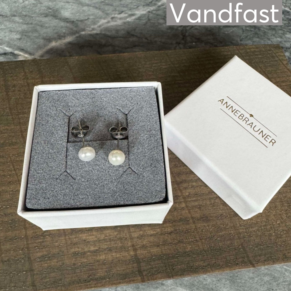 Annebrauner Pearl Studs